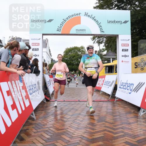 30.08.2026 - Blankeneser Heldenlauf Lena Gebhardt http://msf.ph/oto/10020476 30.08.2026 09:44:46 Ziel 1038, 1187, 1497, 1643, 1759 meine-sportfotos.de