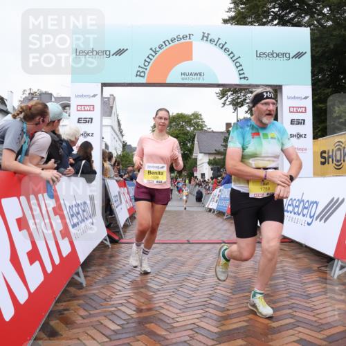 30.08.2026 - Blankeneser Heldenlauf Lena Gebhardt http://msf.ph/oto/10020479 30.08.2026 09:44:47 Ziel 1038, 1187, 1497, 1643, 1759 meine-sportfotos.de