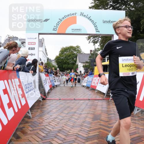 30.08.2026 - Blankeneser Heldenlauf Lena Gebhardt http://msf.ph/oto/10020495 30.08.2026 09:44:52 Ziel 1038, 1109, 1139, 1187, 1319, 1581, 1643, 1759 meine-sportfotos.de