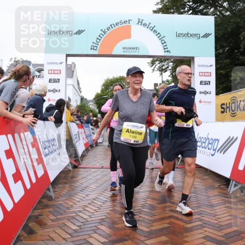 30.08.2026 - Blankeneser Heldenlauf Lena Gebhardt http://msf.ph/oto/10020522 30.08.2026 09:44:59 Ziel 1026, 1109, 1131, 1139, 1319, 1414, 1478, 1581, 1806, 1807, 3539, 3701 meine-sportfotos.de