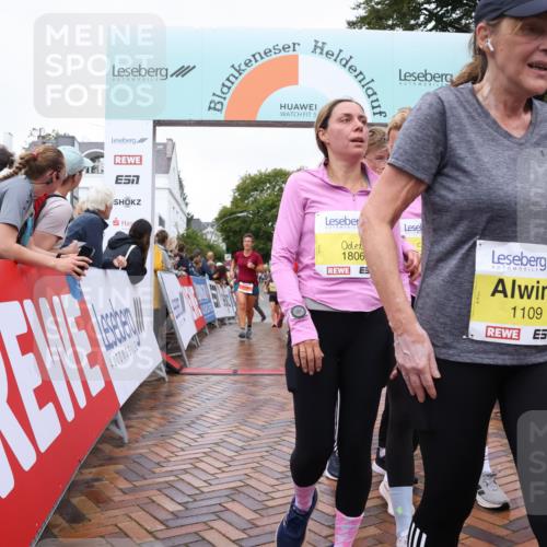 30.08.2026 - Blankeneser Heldenlauf Lena Gebhardt http://msf.ph/oto/10020528 30.08.2026 09:45:00 Ziel 1026, 1109, 1131, 1139, 1319, 1414, 1478, 1581, 1806, 1807, 3539, 3701 meine-sportfotos.de