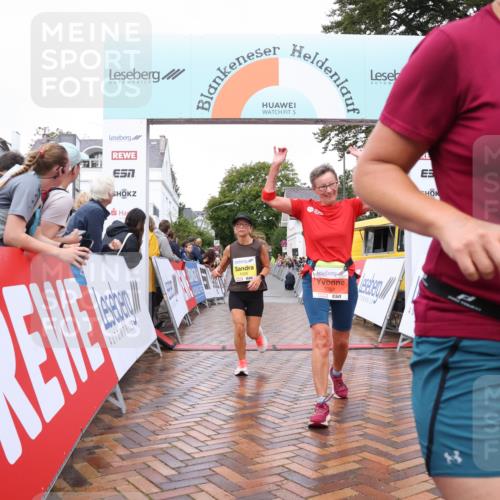 30.08.2026 - Blankeneser Heldenlauf Lena Gebhardt http://msf.ph/oto/10020540 30.08.2026 09:45:03 Ziel 1026, 1109, 1131, 1139, 1414, 1478, 1581, 1806, 1807, 3539, 3701 meine-sportfotos.de