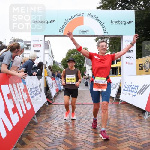 30.08.2026 - Blankeneser Heldenlauf Lena Gebhardt http://msf.ph/oto/10020542 30.08.2026 09:45:04 Ziel 1026, 1109, 1131, 1139, 1414, 1478, 1806, 1807, 3539, 3701 meine-sportfotos.de