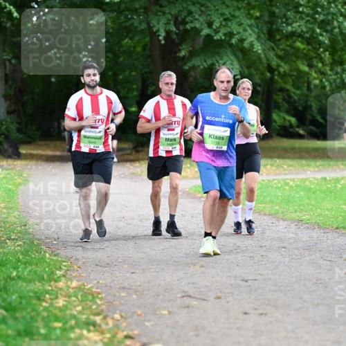 30.08.2026 - Blankeneser Heldenlauf Dr. Thomas Lammeyer http://msf.ph/oto/10020589 30.08.2026 10:11:42 Laufen 5649, 5666, 5715 meine-sportfotos.de