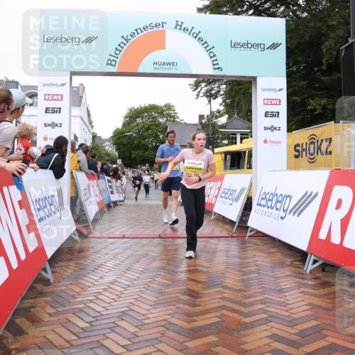 30.08.2026 - Blankeneser Heldenlauf Lena Gebhardt http://msf.ph/oto/10020596 30.08.2026 09:45:18 Ziel 1125, 1152, 1462, 1648, 1686, 1717, 3545 meine-sportfotos.de