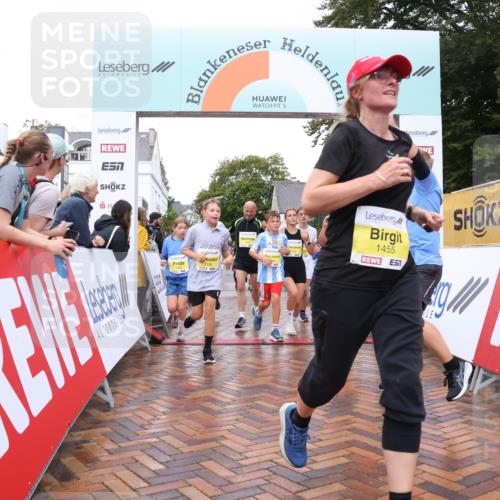 30.08.2026 - Blankeneser Heldenlauf Lena Gebhardt http://msf.ph/oto/10020630 30.08.2026 09:45:31 Ziel 1056, 1117, 1185, 1199, 1204, 1354, 1379, 1419, 1420, 1455, 1600, 1608, 1710, 1754, 1764, 3625 meine-sportfotos.de