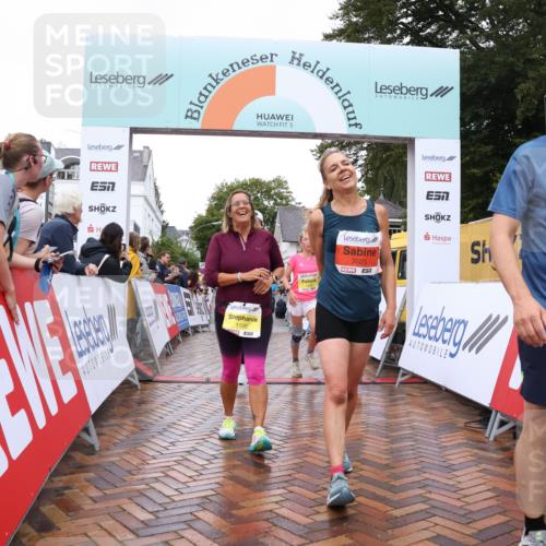 30.08.2026 - Blankeneser Heldenlauf Lena Gebhardt http://msf.ph/oto/10020652 30.08.2026 09:45:38 Ziel 1100, 1117, 1199, 1204, 1234, 1305, 1354, 1420, 1505, 1506, 1600, 1608, 1754, 1764, 3526, 3647, 3648 meine-sportfotos.de