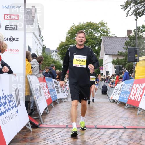 30.08.2026 - Blankeneser Heldenlauf Lena Gebhardt http://msf.ph/oto/10020699 30.08.2026 09:45:50 Ziel 1033, 1164, 1176, 1231, 1234, 1305, 3647, 3648, 3733 meine-sportfotos.de