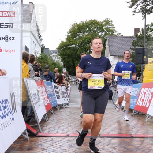 30.08.2026 - Blankeneser Heldenlauf Lena Gebhardt http://msf.ph/oto/10020714 30.08.2026 09:45:56 Ziel 1164, 1176, 1191, 1231, 1346, 1690 meine-sportfotos.de