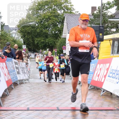 30.08.2026 - Blankeneser Heldenlauf Lena Gebhardt http://msf.ph/oto/10020753 30.08.2026 09:46:15 Ziel 1143, 1218, 1271, 1299, 3716 meine-sportfotos.de
