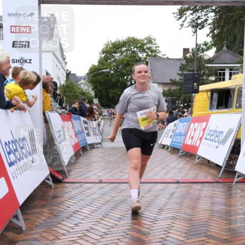 30.08.2026 - Blankeneser Heldenlauf Lena Gebhardt http://msf.ph/oto/10020814 30.08.2026 09:46:32 Ziel 1037, 1238, 1261, 1277 meine-sportfotos.de