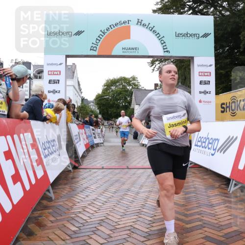 30.08.2026 - Blankeneser Heldenlauf Lena Gebhardt http://msf.ph/oto/10020818 30.08.2026 09:46:33 Ziel 1037, 1238, 1261, 1277 meine-sportfotos.de