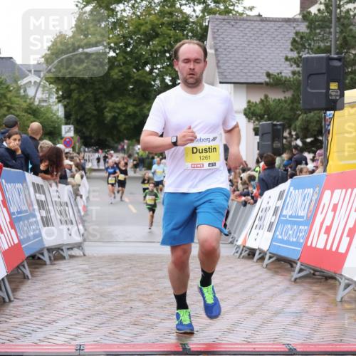 30.08.2026 - Blankeneser Heldenlauf Lena Gebhardt http://msf.ph/oto/10020823 30.08.2026 09:46:35 Ziel 1037, 1238, 1261, 1277 meine-sportfotos.de