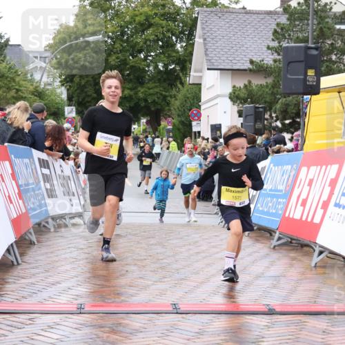 30.08.2026 - Blankeneser Heldenlauf Lena Gebhardt http://msf.ph/oto/10020859 30.08.2026 09:46:47 Ziel 1385, 1519, 1572, 1582, 3718 meine-sportfotos.de