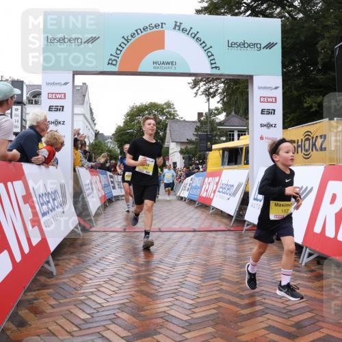 30.08.2026 - Blankeneser Heldenlauf Lena Gebhardt http://msf.ph/oto/10020867 30.08.2026 09:46:49 Ziel 1385, 1519, 1572, 1582, 1799, 3718 meine-sportfotos.de