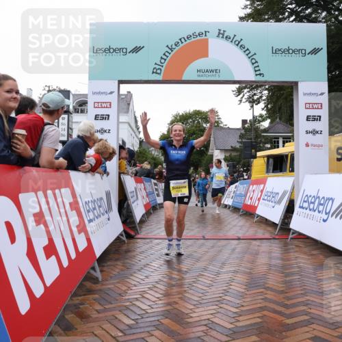 30.08.2026 - Blankeneser Heldenlauf Lena Gebhardt http://msf.ph/oto/10020877 30.08.2026 09:46:51 Ziel 1385, 1519, 1572, 1799, 3718 meine-sportfotos.de
