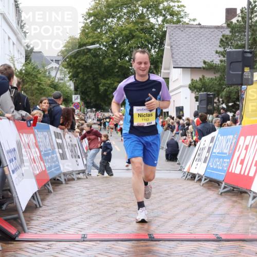 30.08.2026 - Blankeneser Heldenlauf Lena Gebhardt http://msf.ph/oto/10020911 30.08.2026 09:47:01 Ziel 1098, 1153, 1799 meine-sportfotos.de