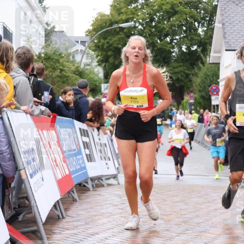 30.08.2026 - Blankeneser Heldenlauf Lena Gebhardt http://msf.ph/oto/10020932 30.08.2026 09:47:11 Ziel 1609, 1723, 1724 meine-sportfotos.de