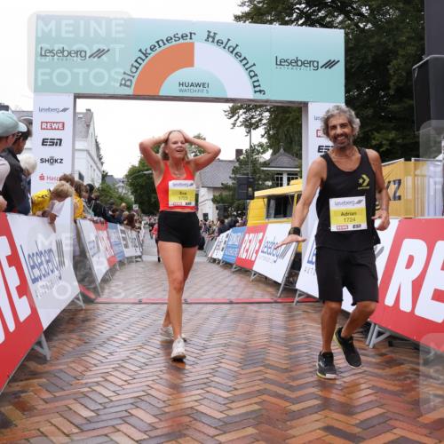 30.08.2026 - Blankeneser Heldenlauf Lena Gebhardt http://msf.ph/oto/10020941 30.08.2026 09:47:14 Ziel 1145, 1291, 1292, 1609, 1723, 1724 meine-sportfotos.de