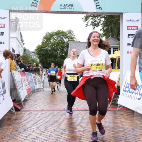 30.08.2026 - Blankeneser Heldenlauf Lena Gebhardt http://msf.ph/oto/10020963 30.08.2026 09:47:19 Ziel 1145, 1273, 1276, 1291, 1292, 1579, 1607, 1723, 1724 meine-sportfotos.de