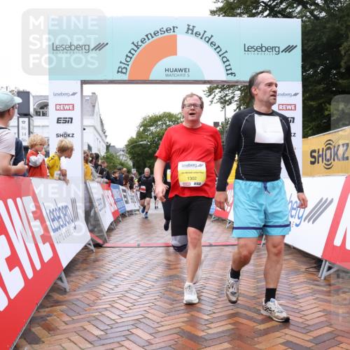 30.08.2026 - Blankeneser Heldenlauf Lena Gebhardt http://msf.ph/oto/10020993 30.08.2026 09:47:25 Ziel 1145, 1175, 1252, 1273, 1276, 1291, 1292, 1302, 1579, 1607, 3546 meine-sportfotos.de