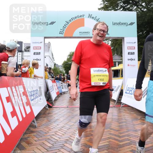 30.08.2026 - Blankeneser Heldenlauf Lena Gebhardt http://msf.ph/oto/10020997 30.08.2026 09:47:26 Ziel 1145, 1175, 1252, 1273, 1276, 1302, 1579, 1607, 3546 meine-sportfotos.de