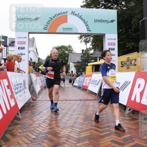 30.08.2026 - Blankeneser Heldenlauf Lena Gebhardt http://msf.ph/oto/10021006 30.08.2026 09:47:29 Ziel 1175, 1252, 1273, 1302, 1459, 1460, 1579, 1607, 3546 meine-sportfotos.de