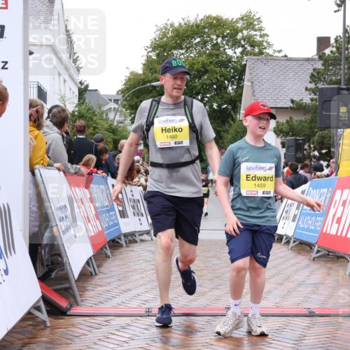 30.08.2026 - Blankeneser Heldenlauf Lena Gebhardt http://msf.ph/oto/10021015 30.08.2026 09:47:32 Ziel 1175, 1252, 1302, 1459, 1460, 3546 meine-sportfotos.de