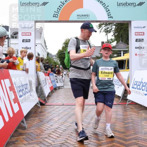 30.08.2026 - Blankeneser Heldenlauf Lena Gebhardt http://msf.ph/oto/10021020 30.08.2026 09:47:34 Ziel 1252, 1459, 1460, 3546 meine-sportfotos.de