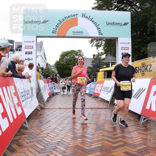 30.08.2026 - Blankeneser Heldenlauf Lena Gebhardt http://msf.ph/oto/10021033 30.08.2026 09:47:42 Ziel 1126, 1265, 1275, 1322, 1735, 1751 meine-sportfotos.de