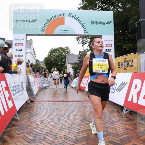 30.08.2026 - Blankeneser Heldenlauf Lena Gebhardt http://msf.ph/oto/10021063 30.08.2026 09:47:49 Ziel 1126, 1137, 1265, 1286, 1322, 1751 meine-sportfotos.de