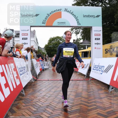 30.08.2026 - Blankeneser Heldenlauf Lena Gebhardt http://msf.ph/oto/10021136 30.08.2026 09:48:11 Ziel 1004, 1005, 1171, 1359, 1605, 1606, 1765, 1794 meine-sportfotos.de