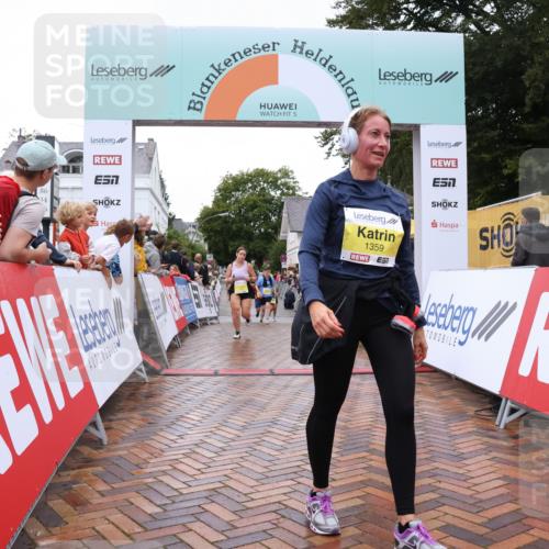 30.08.2026 - Blankeneser Heldenlauf Lena Gebhardt http://msf.ph/oto/10021139 30.08.2026 09:48:11 Ziel 1004, 1005, 1171, 1359, 1605, 1606, 1765, 1794 meine-sportfotos.de