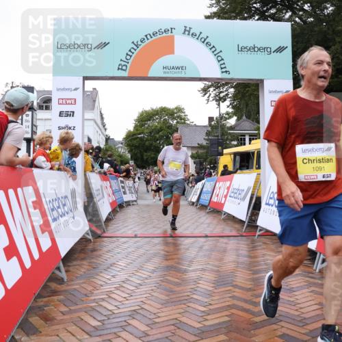 30.08.2026 - Blankeneser Heldenlauf Lena Gebhardt http://msf.ph/oto/10021181 30.08.2026 09:48:21 Ziel 1091, 1171, 1249, 1570, 1594, 1776 meine-sportfotos.de