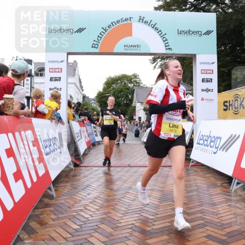30.08.2026 - Blankeneser Heldenlauf Lena Gebhardt http://msf.ph/oto/10021203 30.08.2026 09:48:27 Ziel 1019, 1440, 1569, 1570, 1776 meine-sportfotos.de
