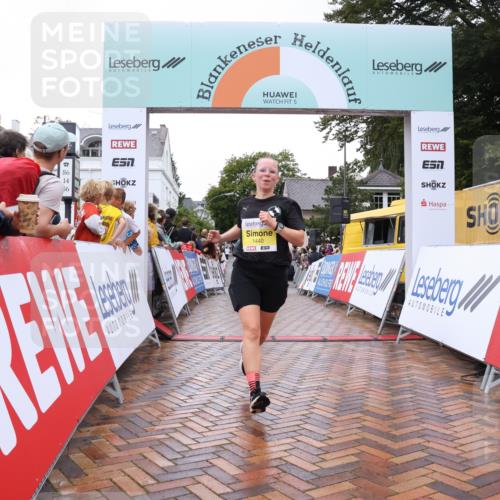 30.08.2026 - Blankeneser Heldenlauf Lena Gebhardt http://msf.ph/oto/10021208 30.08.2026 09:48:27 Ziel 1019, 1440, 1569, 1570, 1776 meine-sportfotos.de