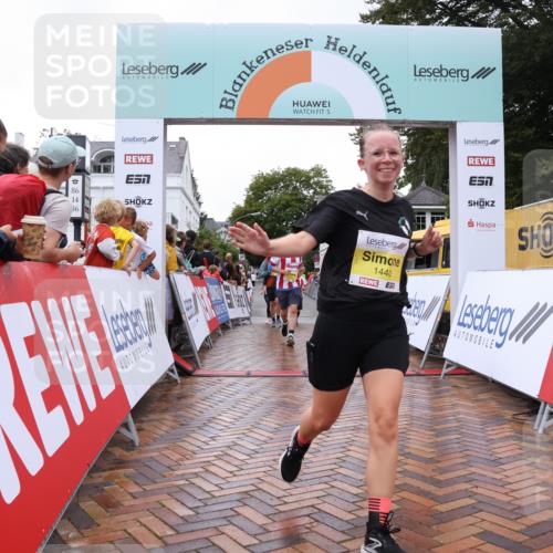 30.08.2026 - Blankeneser Heldenlauf Lena Gebhardt http://msf.ph/oto/10021210 30.08.2026 09:48:28 Ziel 1019, 1440, 1558, 1559, 1569, 1570, 1776 meine-sportfotos.de