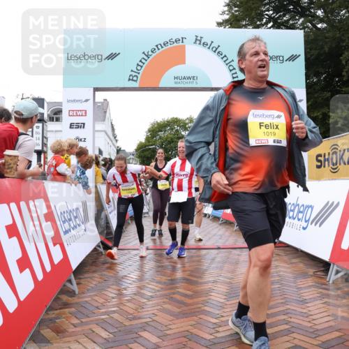 30.08.2026 - Blankeneser Heldenlauf Lena Gebhardt http://msf.ph/oto/10021232 30.08.2026 09:48:33 Ziel 1019, 1114, 1169, 1440, 1558, 1559, 1569, 1570, 3568, 3569 meine-sportfotos.de