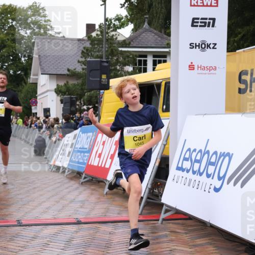30.08.2026 - Blankeneser Heldenlauf Lena Gebhardt http://msf.ph/oto/10021258 30.08.2026 09:48:44 Ziel 1045, 1507, 1615, 3568, 3569 meine-sportfotos.de