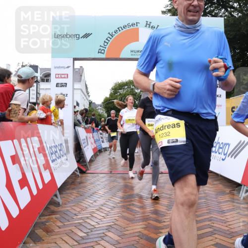 30.08.2026 - Blankeneser Heldenlauf Lena Gebhardt http://msf.ph/oto/10021295 30.08.2026 09:48:58 Ziel 1046, 1110, 1229, 1232, 1233, 1280, 1328, 1372, 1555, 1720, 1726, 1788 meine-sportfotos.de