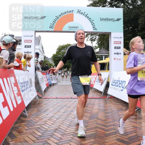 30.08.2026 - Blankeneser Heldenlauf Lena Gebhardt http://msf.ph/oto/10021314 30.08.2026 09:49:02 Ziel 1046, 1229, 1232, 1233, 1280, 1328, 1372, 1555, 1720, 1726, 1788 meine-sportfotos.de
