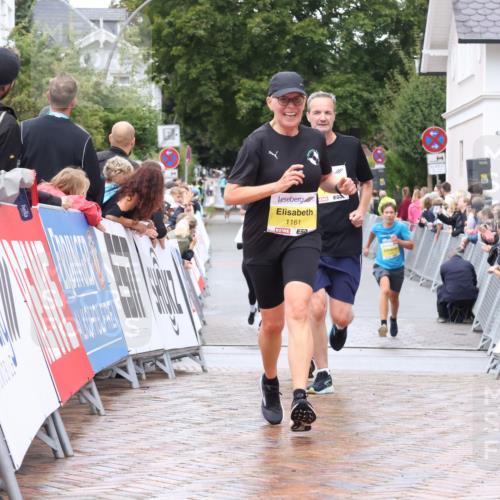 30.08.2026 - Blankeneser Heldenlauf Lena Gebhardt http://msf.ph/oto/10021348 30.08.2026 09:49:13 Ziel 1161, 1181, 1207, 1315, 1442, 1639, 1755 meine-sportfotos.de