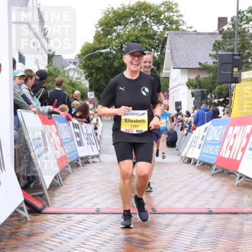 30.08.2026 - Blankeneser Heldenlauf Lena Gebhardt http://msf.ph/oto/10021352 30.08.2026 09:49:14 Ziel 1161, 1181, 1207, 1315, 1442, 1639, 1755 meine-sportfotos.de