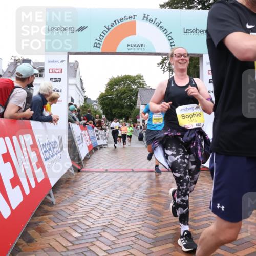 30.08.2026 - Blankeneser Heldenlauf Lena Gebhardt http://msf.ph/oto/10021368 30.08.2026 09:49:18 Ziel 1161, 1315, 1442, 1498, 1545, 1639 meine-sportfotos.de