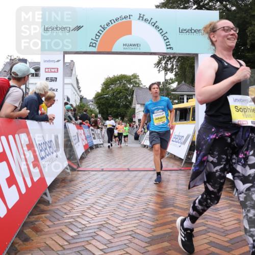 30.08.2026 - Blankeneser Heldenlauf Lena Gebhardt http://msf.ph/oto/10021370 30.08.2026 09:49:18 Ziel 1161, 1315, 1442, 1498, 1545, 1639 meine-sportfotos.de