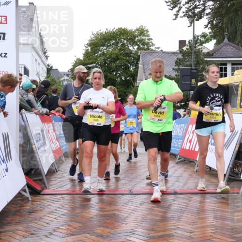 30.08.2026 - Blankeneser Heldenlauf Lena Gebhardt http://msf.ph/oto/10021399 30.08.2026 09:49:27 Ziel 1498, 1503, 1537, 1538, 1539, 1545, 1660, 1664, 1665 meine-sportfotos.de