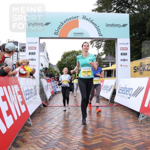 30.08.2026 - Blankeneser Heldenlauf Lena Gebhardt http://msf.ph/oto/10021446 30.08.2026 09:49:59 Ziel 1208, 1358, 1366, 1430, 1433, 1444, 1480, 1614 meine-sportfotos.de