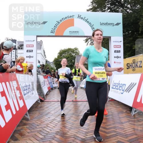 30.08.2026 - Blankeneser Heldenlauf Lena Gebhardt http://msf.ph/oto/10021448 30.08.2026 09:49:59 Ziel 1208, 1358, 1366, 1430, 1433, 1444, 1480, 1614 meine-sportfotos.de