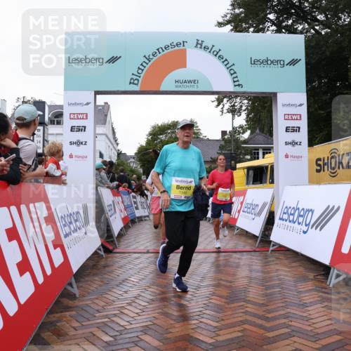 30.08.2026 - Blankeneser Heldenlauf Lena Gebhardt http://msf.ph/oto/10021490 30.08.2026 09:50:16 Ziel 1032, 1142, 1298, 1453, 1454, 1701, 1713, 1797, 1798 meine-sportfotos.de