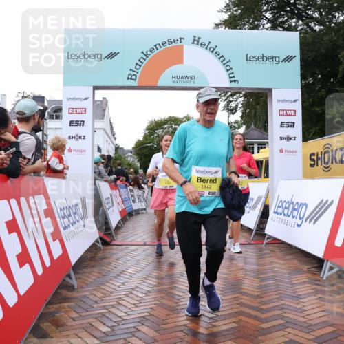 30.08.2026 - Blankeneser Heldenlauf Lena Gebhardt http://msf.ph/oto/10021493 30.08.2026 09:50:17 Ziel 1032, 1142, 1298, 1453, 1454, 1701, 1797, 1798 meine-sportfotos.de